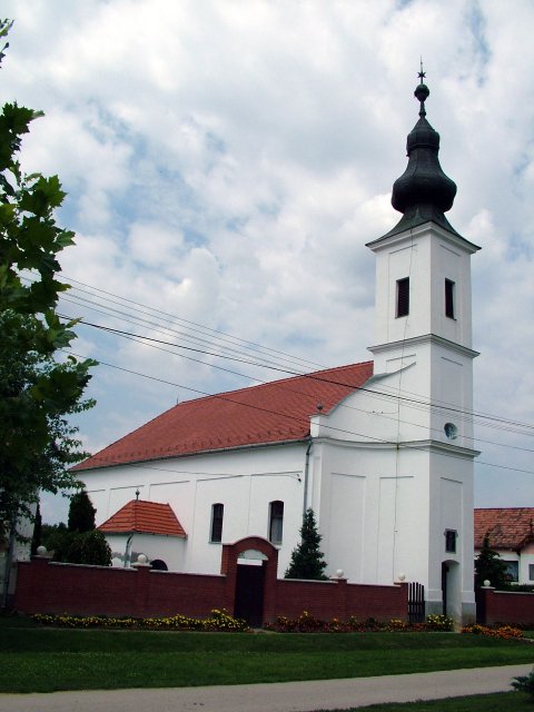 Patapoklosi kulso1.jpg